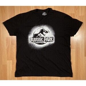 Jurassic Park Tee Shirt (L) • World, Movie Graphic Tee, Amblin
